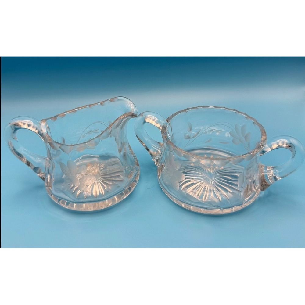 Vintage Etched Glass Creamer and Sugar Bowl Set Manganese Glow Starburst Base - Picture 2 of 5